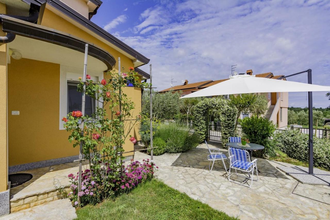 Bozica House With Apartment Ουμάγκ Εξωτερικό φωτογραφία